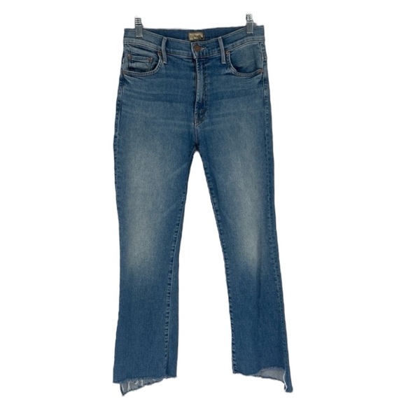 Mother Insider Step Crop Fray Light Wash Denim Jeans in Shoot To Thrill 26 - Picture 1 of 9